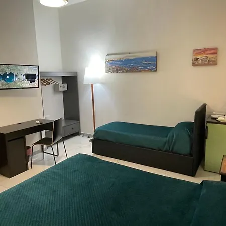 Dante 4* Nápoles