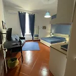 Dante Bed and Breakfast 4*